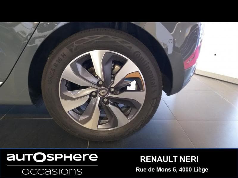 Renault Clio FIRST EDITION E-TECH HYBRID - 10