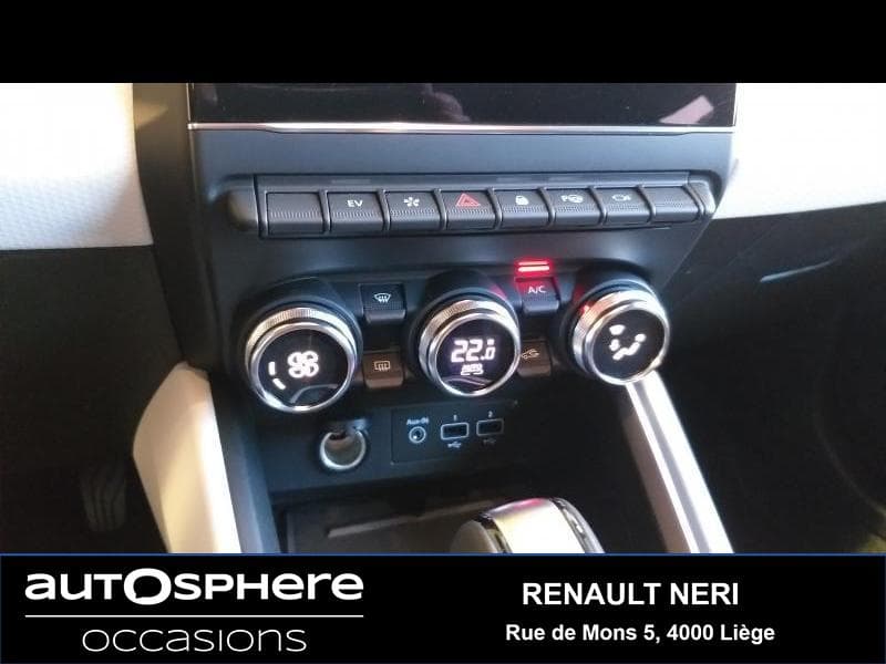 Renault Clio FIRST EDITION E-TECH HYBRID - 4