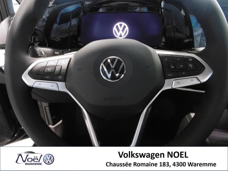 Volkswagen Golf VIII Life - 11