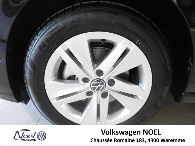 Volkswagen Golf VIII Life - 6