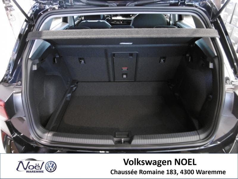 Volkswagen Golf VIII Life - 8