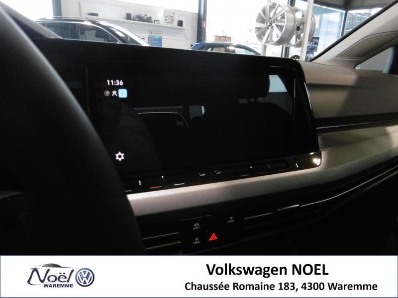 Volkswagen Golf VIII Life - 12