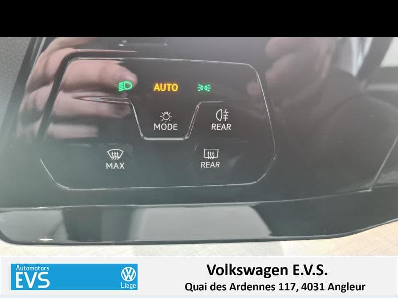 Volkswagen Golf VIII Life - 13