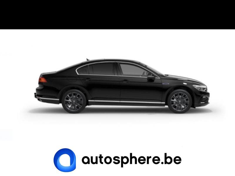 Volkswagen Passat GTE - 51