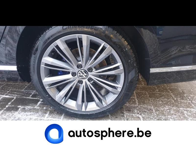 Volkswagen Passat GTE - 16