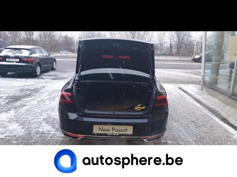 Volkswagen Passat GTE - 20