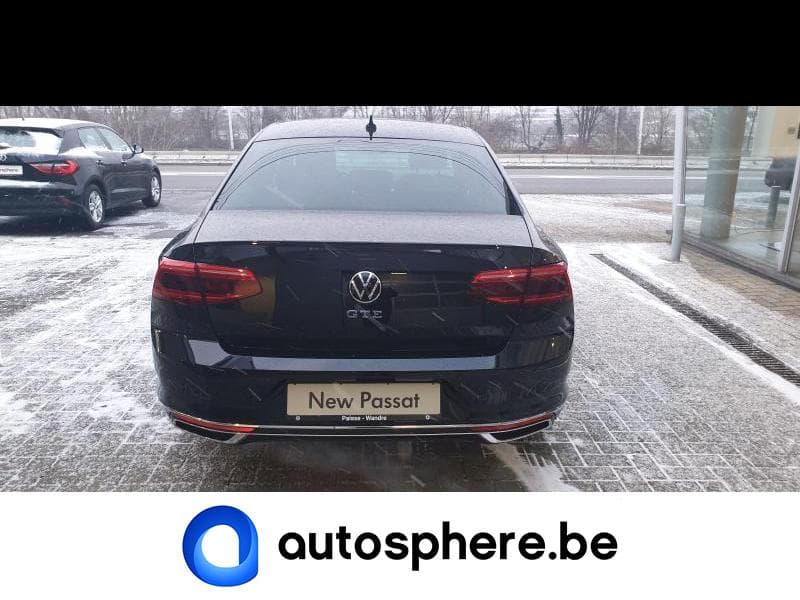 Volkswagen Passat GTE - 8