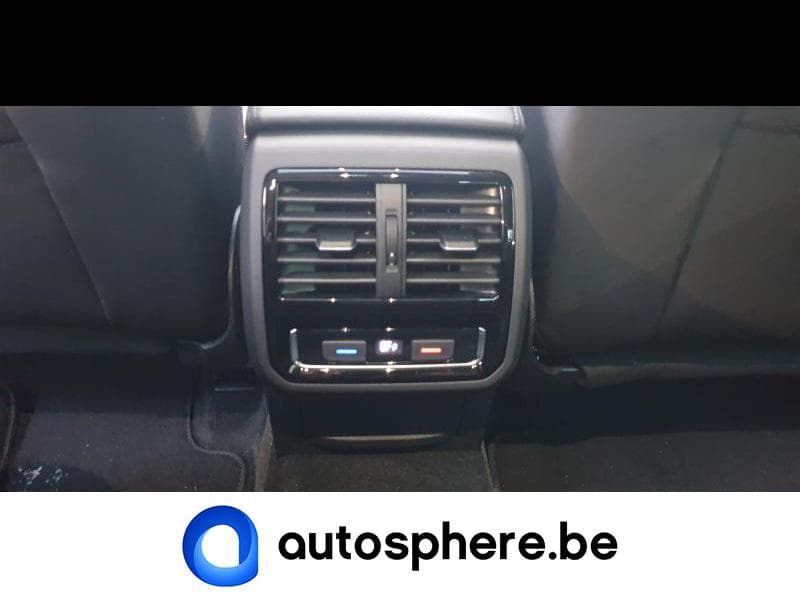 Volkswagen Passat GTE - 40