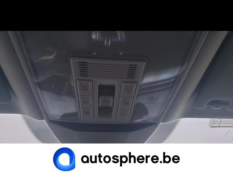 Volkswagen Passat GTE - 25