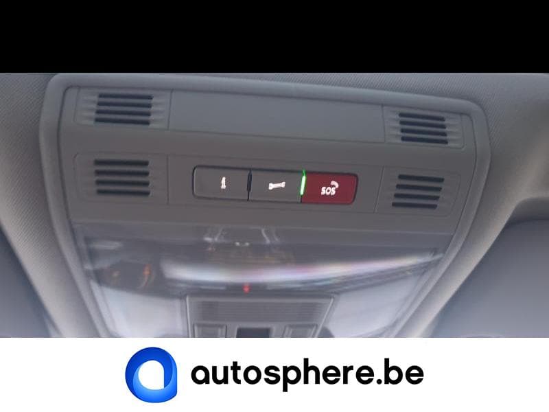 Volkswagen Passat GTE - 24