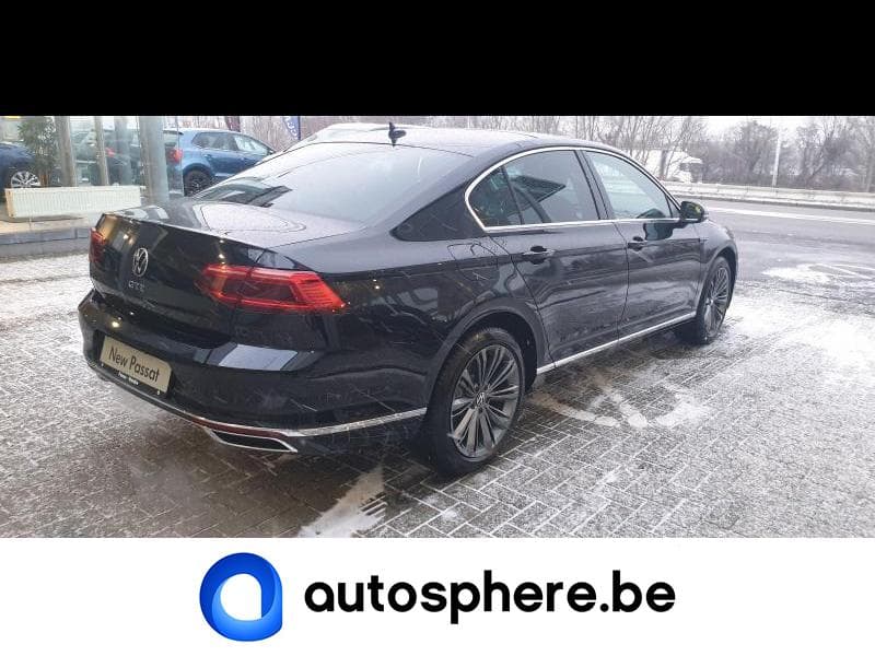 Volkswagen Passat GTE - 9