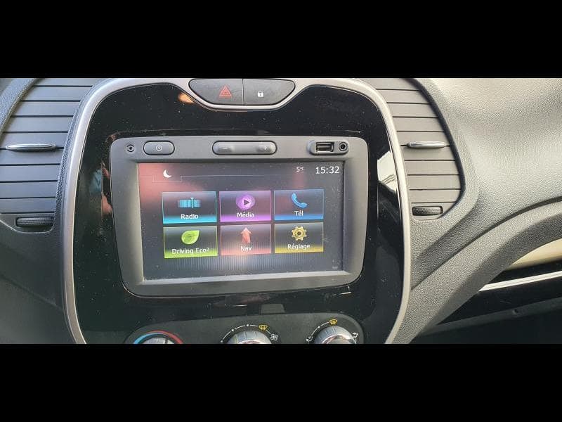 Renault Captur ZEN - 10