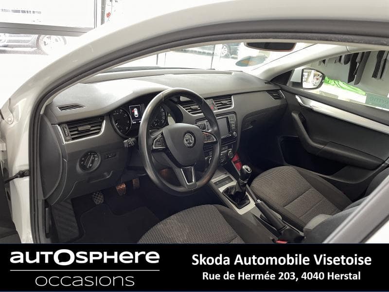 Skoda Octavia Break Ambition 1.0 TSI 115ch - 11
