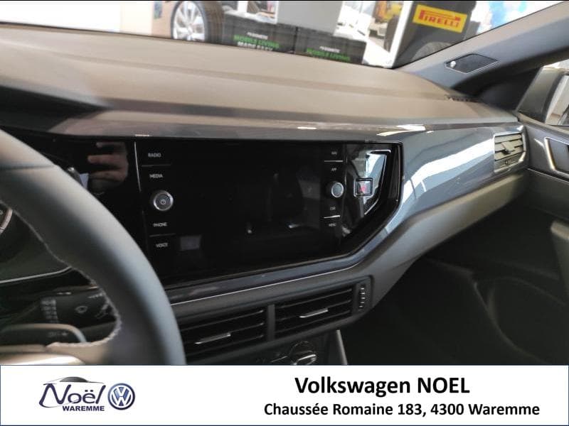 Volkswagen Polo VI Comfortline - 10