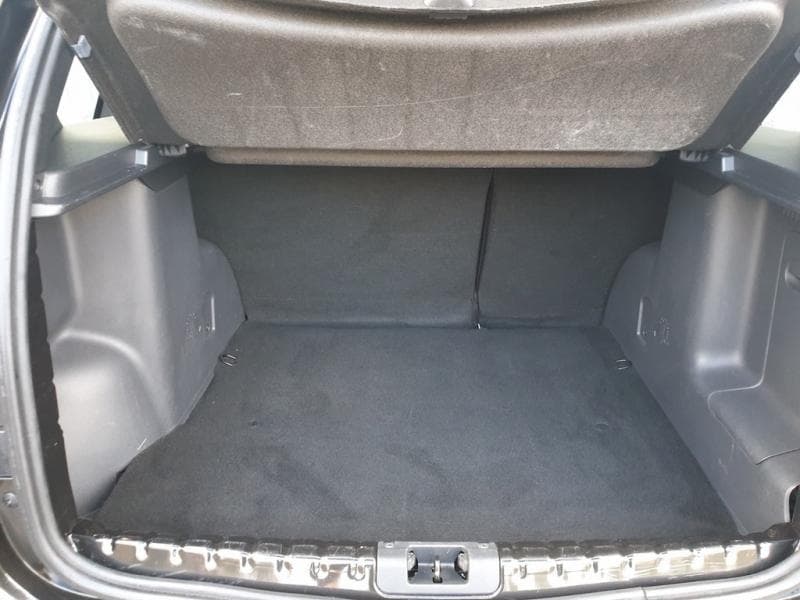 Dacia Duster PRESTIGE 4X2*NAVIGATION* - 8