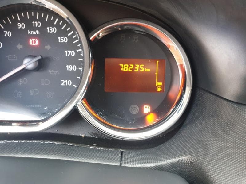 Dacia Duster PRESTIGE 4X2 - 9