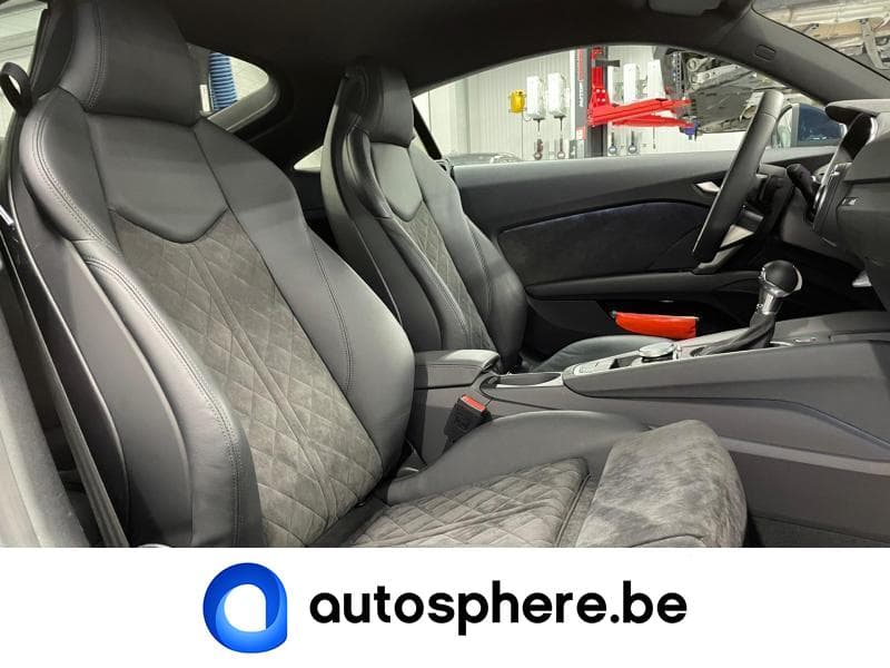 Audi TT Coupé - 10