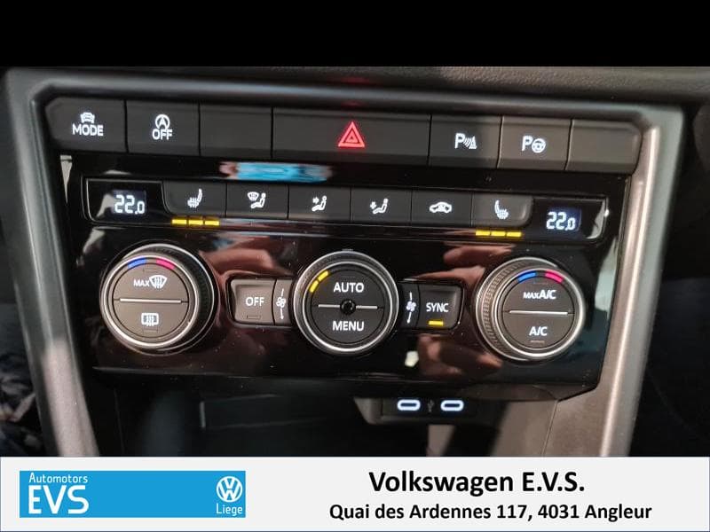 Volkswagen T-Roc R-line - 12