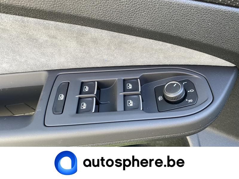 Volkswagen Golf Variant R-Line Black - 22
