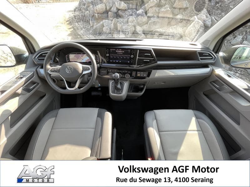 Volkswagen Transporter Caravelle - Highline - 2