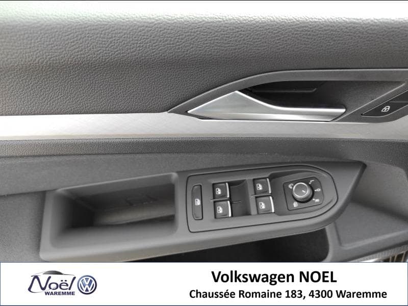 Volkswagen Golf VIII Life - 5