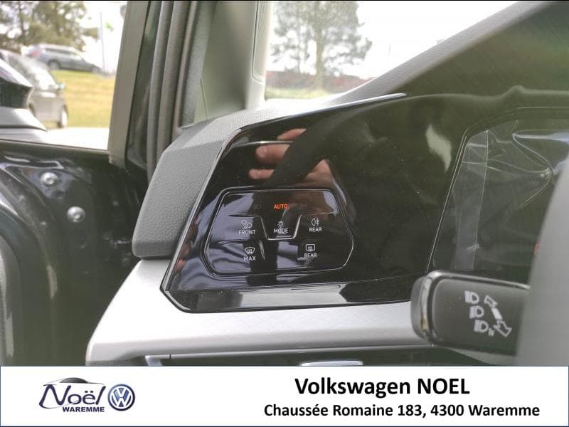 Volkswagen Golf VIII Life - 8