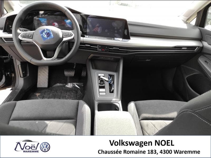 Volkswagen Golf VIII Life - 12