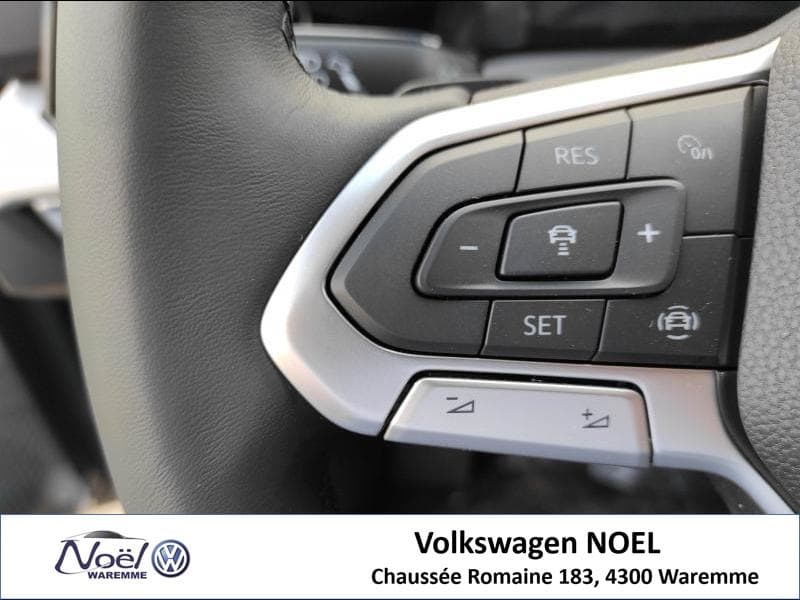 Volkswagen Golf VIII Life - 10