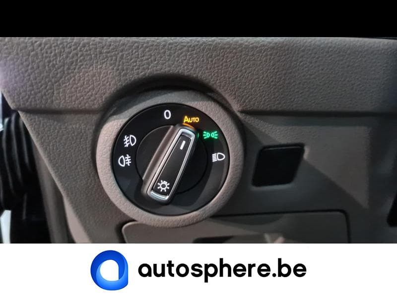 Volkswagen Caravelle Highline 8 places court - 21