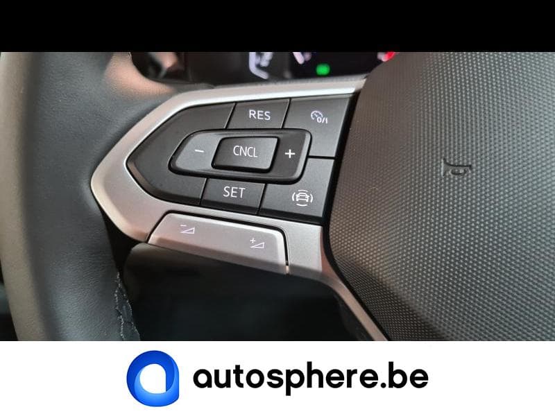 Volkswagen Caravelle Highline 8 places court - 23