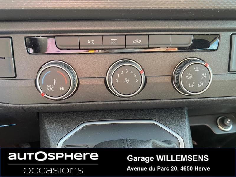 Volkswagen Multivan Trendline 2.0TDI 150cv DSG - 7 Places/Attelage/GPS - 25