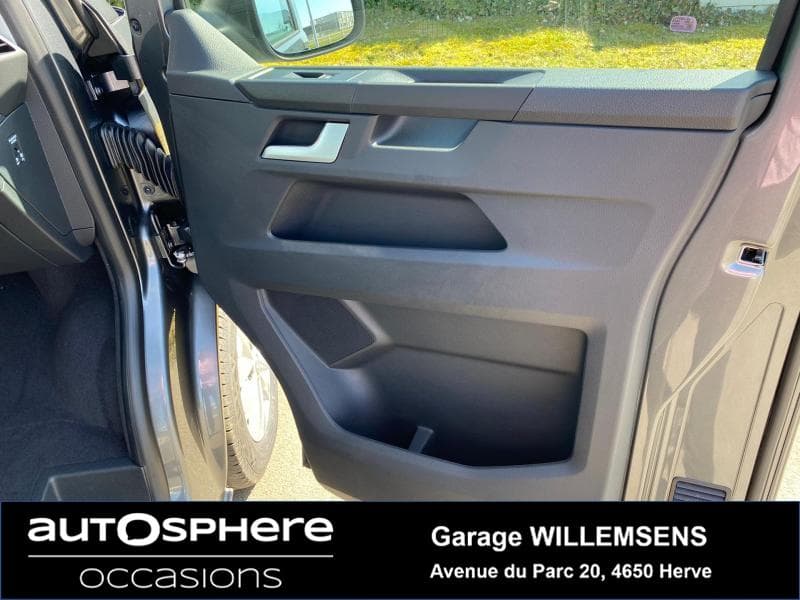 Volkswagen Multivan Trendline 2.0TDI 150cv DSG - 7 Places/Attelage/GPS - 23