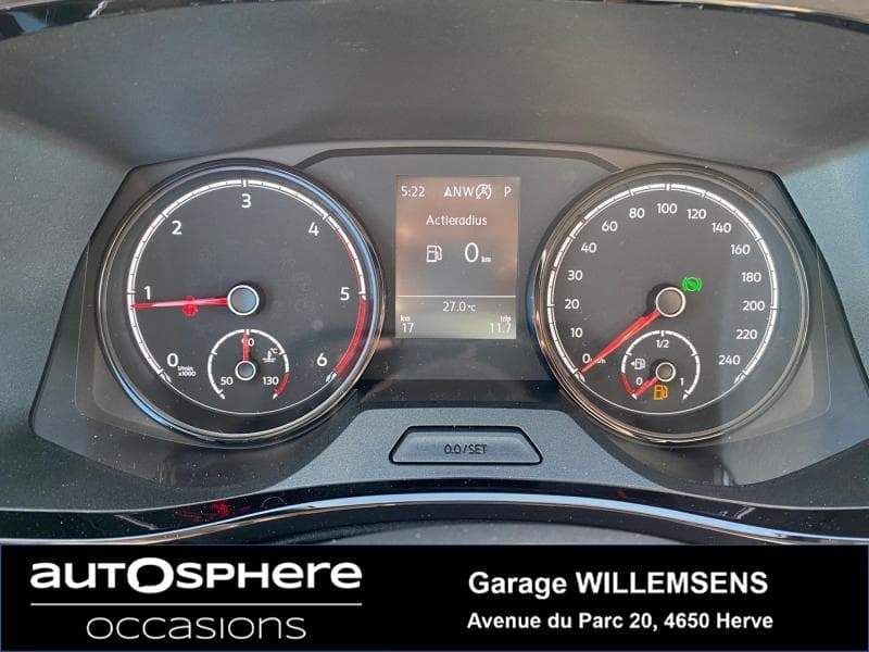 Volkswagen Multivan Trendline 2.0TDI 150cv DSG - 7 Places/Attelage/GPS - 18