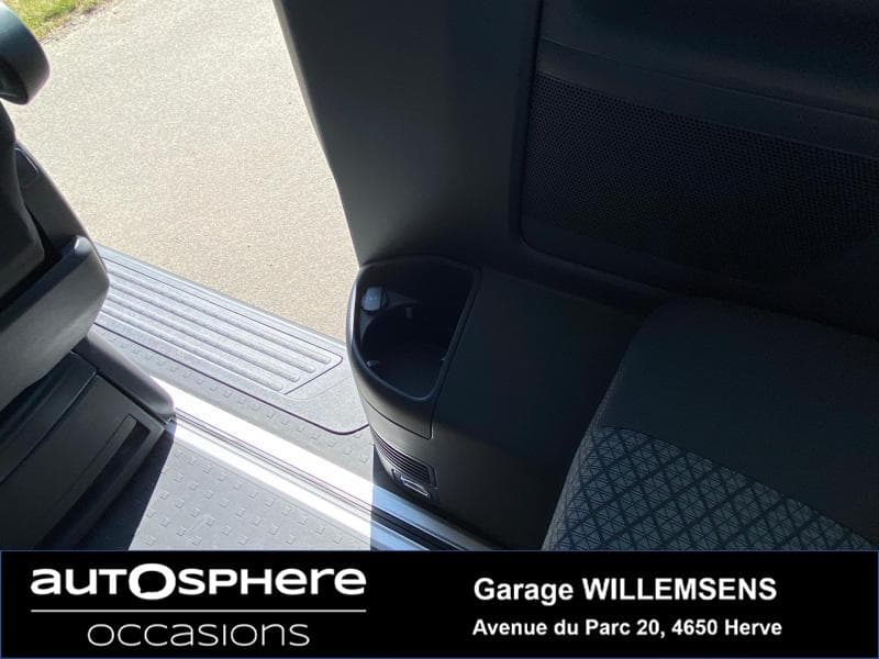 Volkswagen Multivan Trendline 2.0TDI 150cv DSG - 7 Places/Attelage/GPS - 21