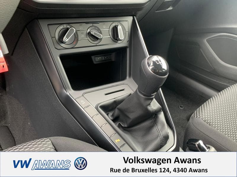 Volkswagen Polo VI Trendline - 19