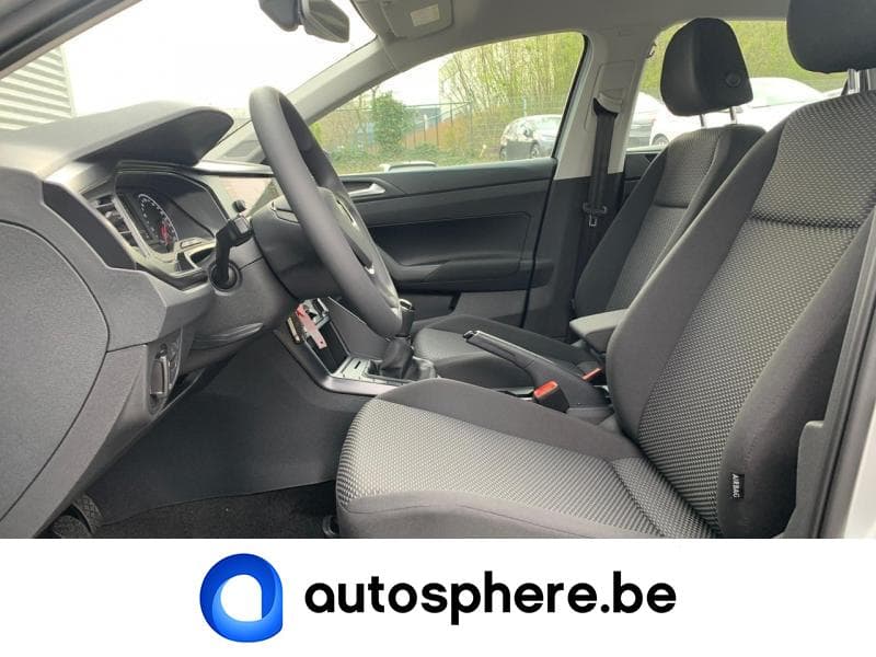 Volkswagen Polo VI Trendline - 16