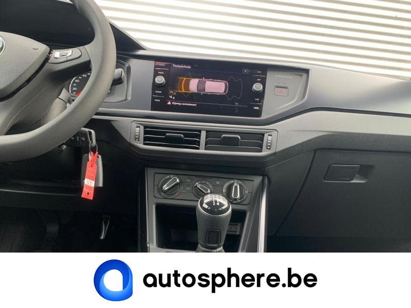 Volkswagen Polo VI Trendline - 19