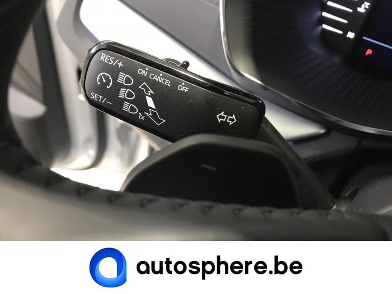 Skoda Octavia IV Ambition-AUTO-GPS-Park Pilot - 15