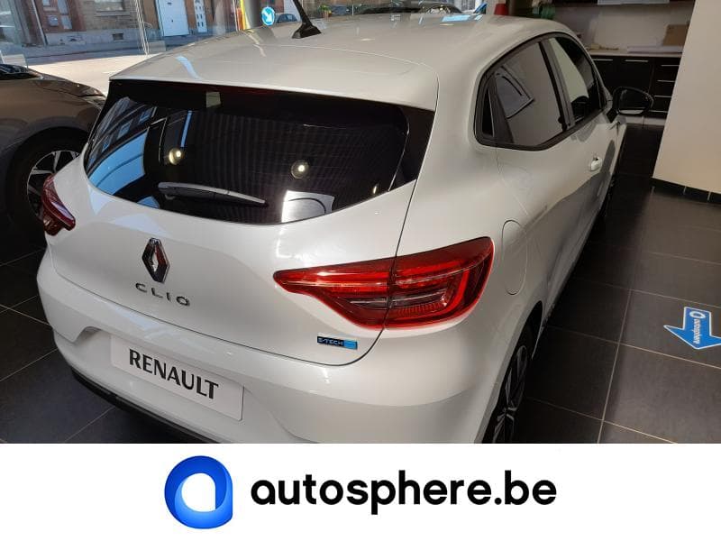 Renault Clio LIMITED -ETECH HYBRID - 4