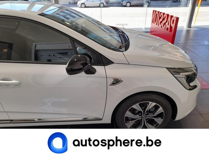 Renault Clio LIMITED -ETECH HYBRID - 3