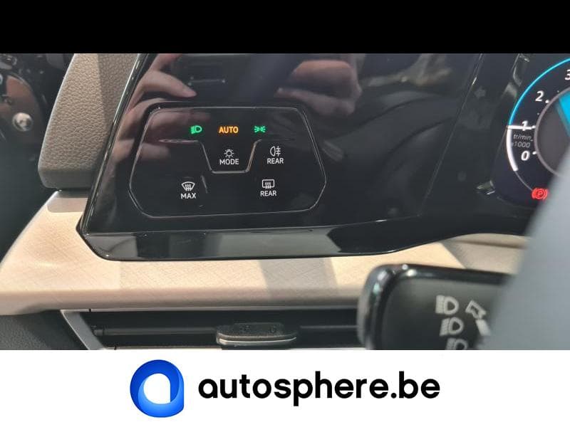 Volkswagen Golf Life - Phare LED - GPS - CLIM AUTO 3 ZONES - ... - 10