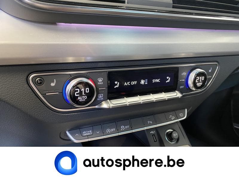 Audi Q5 S-Line 40 tdi Quatro - 18