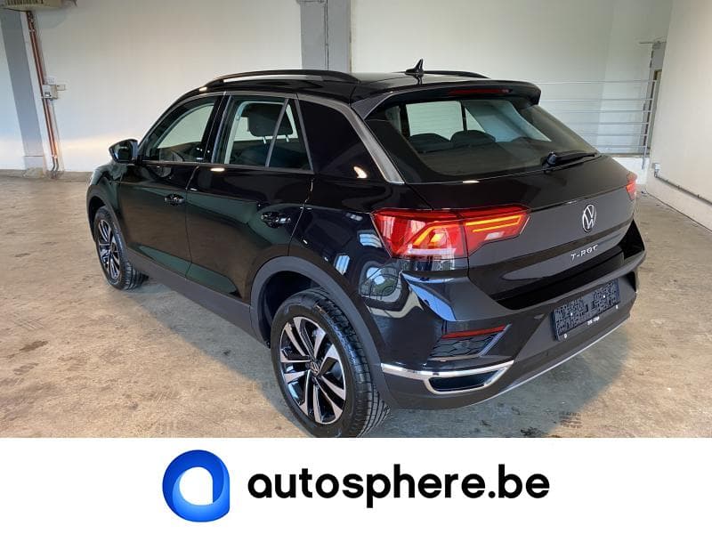 Volkswagen T-Roc United - 4