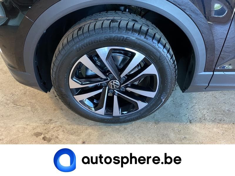 Volkswagen T-Roc United - 12