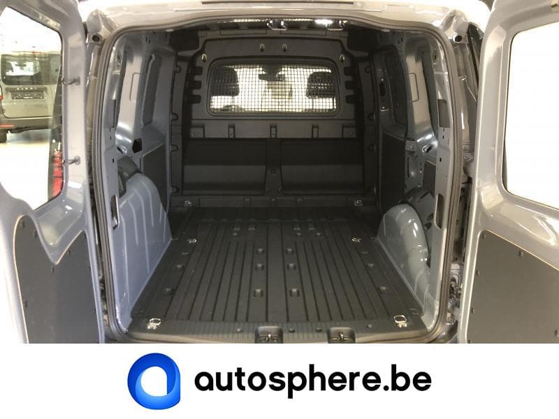 Volkswagen Caddy Cargo - 23