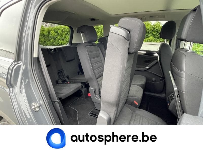 Volkswagen Touran Highline 2.0TDi 150cv - 7 Places/Attache-remorque - 32