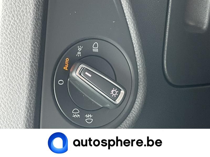 Volkswagen Touran Highline 2.0TDi 150cv - 7 Places/Attache-remorque - 21
