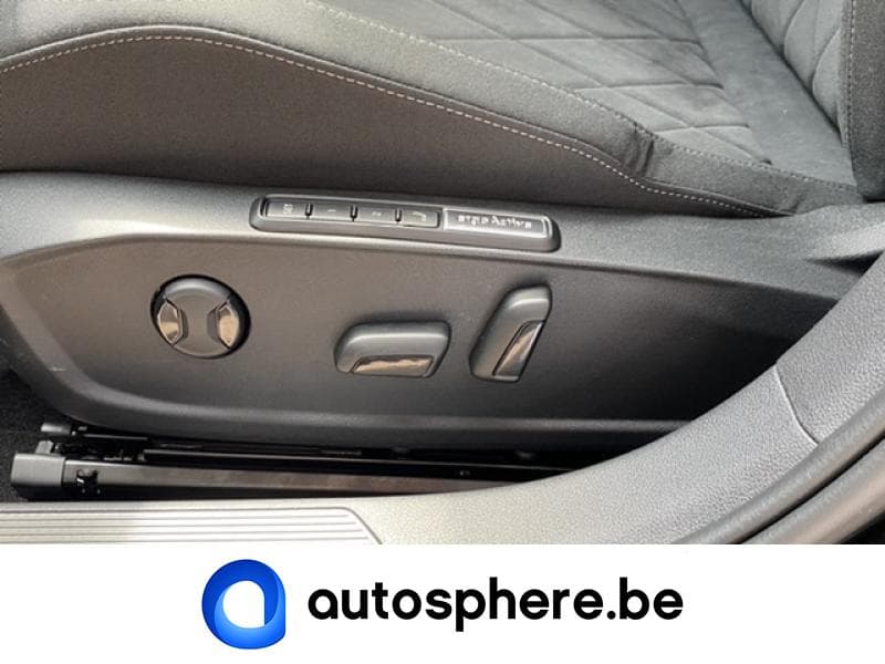 Volkswagen Golf Style 1.4 eHybrid 150cv DSG6 - Phares LED/Caméra - 26