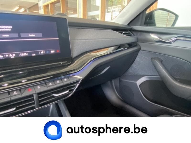 Skoda Octavia Combi Clever+ 2.0TDi 150cv - Toit pano/Attelage - 18