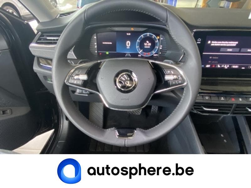 Skoda Octavia Combi Clever+ 2.0TDi 150cv - Toit pano/Attelage - 10